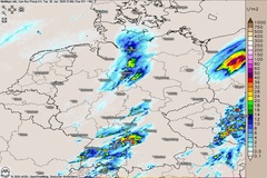 Lokal schwere Gewitter am Nachmittag